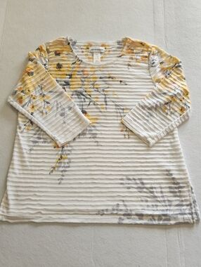 Alfred Dunner White 3/4 Sleeve Ribbed Top with Yellow and Gray Floral Print Med